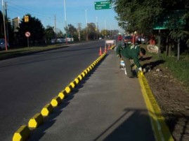 bicisenda-web Personal municipal en plena tarea.