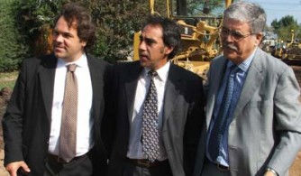 Guzmán, el jueves en Garín, junto a Alberto Pérez y Julio De Vido.