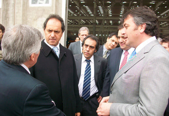 Scioli, Guzmán y Ferré dialogan con directivos de Gestamp.