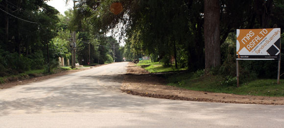 La pavimentación de Florencio Sánchez empieza en Paul Harris y llega hasta la rotonda del destacamento policial.