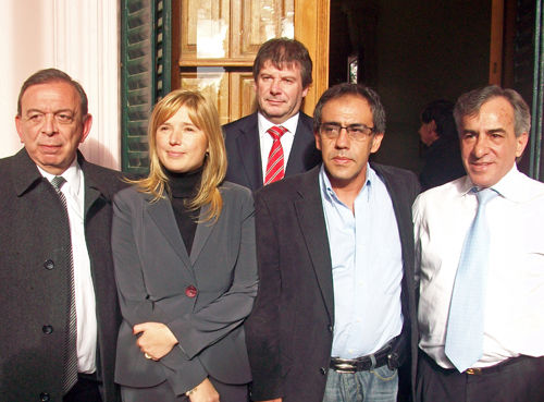 Zúccaro, Guzmán y Cariglino, junto a la ministra Alvarez Rodríguez, en Escobar.