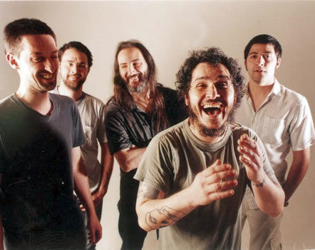 imagen La banda de Ariel Minimal llega a Maschwitz.