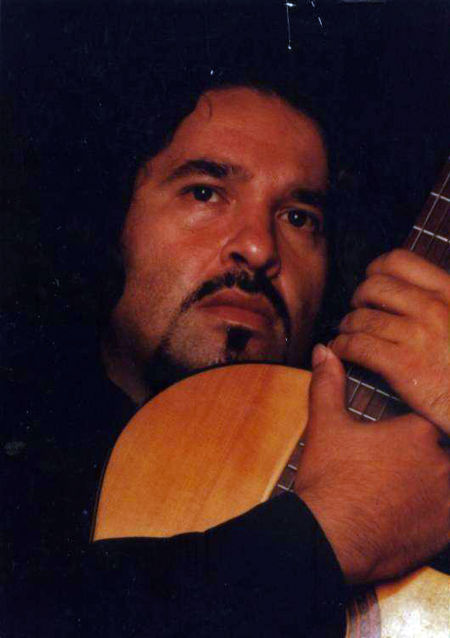 imagen Hernán Albornoz, de viaje por los pueblos.