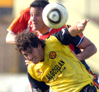 Una aparici&oacute;n de Qui&ntilde;ones le dio los tres puntos a Armenio en J&aacute;uregui.