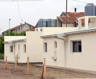 El Instituto de la Vivienda otorgará créditos de 25 años para la adquisición de las casas.
