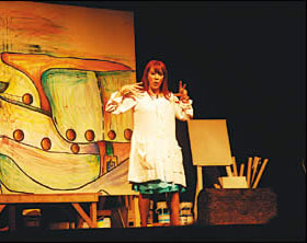 En escena, Peretz representa a una artista con 27 años de casada.