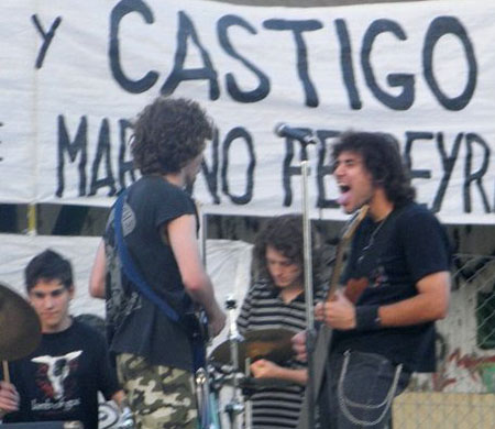 Spunky, Puerco Chino y Legión Infernal, las tres bandas que tocaron. po 1