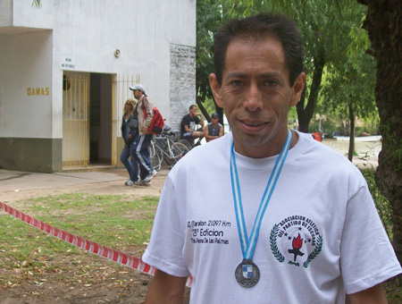 Méndez ganó tres de las últimas cuatro carreras en las que compitió.