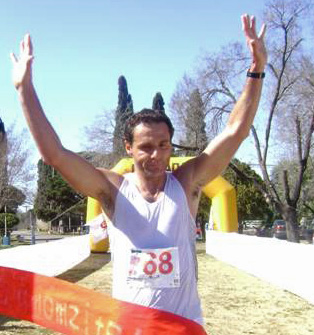 El escobarense Giroto clasificó segundo en su categoría y 23º en la general. El escobarense Giroto clasificó segundo en su categoría y 23º en la general.