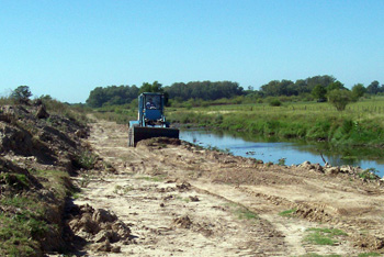 Unos veinte mil vecinos se ver&aacute;n favorecidos con la limpieza del arroyo.