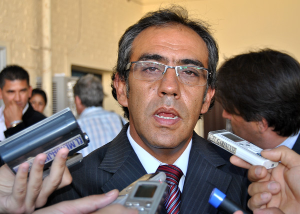 Guzmán anunció que su límite en la Intendencia es 2015.