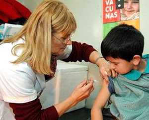 La vacunación, el método más eficaz contra la gripe.