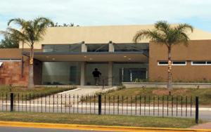 El centro de ojos está ubicado en el boulevard Perón.