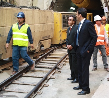 Guzmán y Massa recorren las instalaciones de la nueva tunelera.