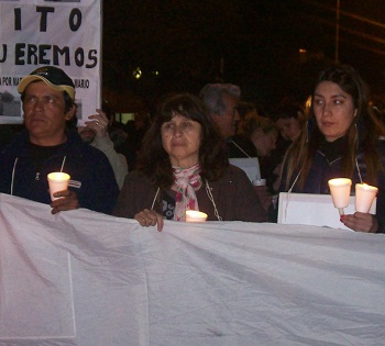 Susana, la madre de Mario, encabezó la marcha.