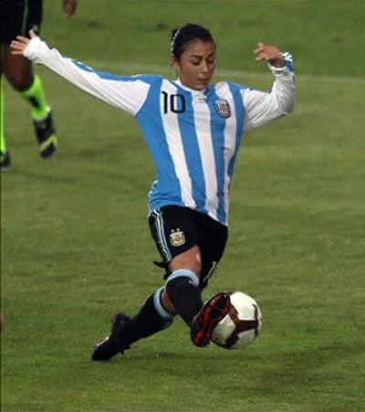 Fabiana Vallejos le hizo un gol de tiro libre a Costa Rica.