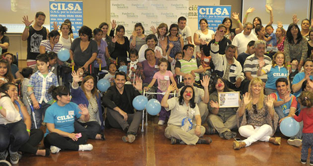 Felicidad. Con la presencia del modelo Hernán Drago, 46 niños y adultos con discapacidad recibieron en Temaikèn elementos ortopédicos y sillas de ruedas. (Foto: Prensa CILSA).