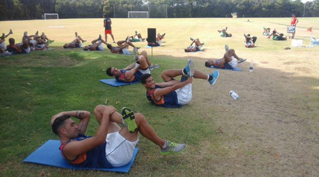 Caras nuevas. Con un plantel renovado casi por completo, Armenio buscar&aacute; sumar para mantenerse en la B Metro.
