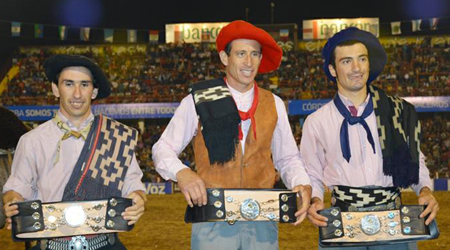 Ricardo Pucheta tetracampeón adentro 2